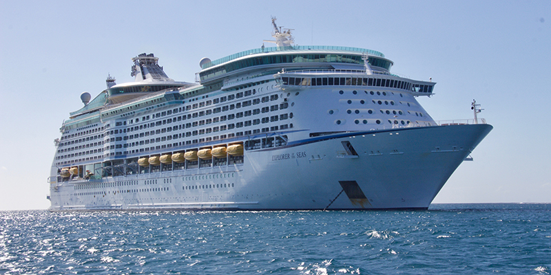 cruiseship-outer-harbour-transfer-adelaide-l-Touring-Adelaide-South-Australia